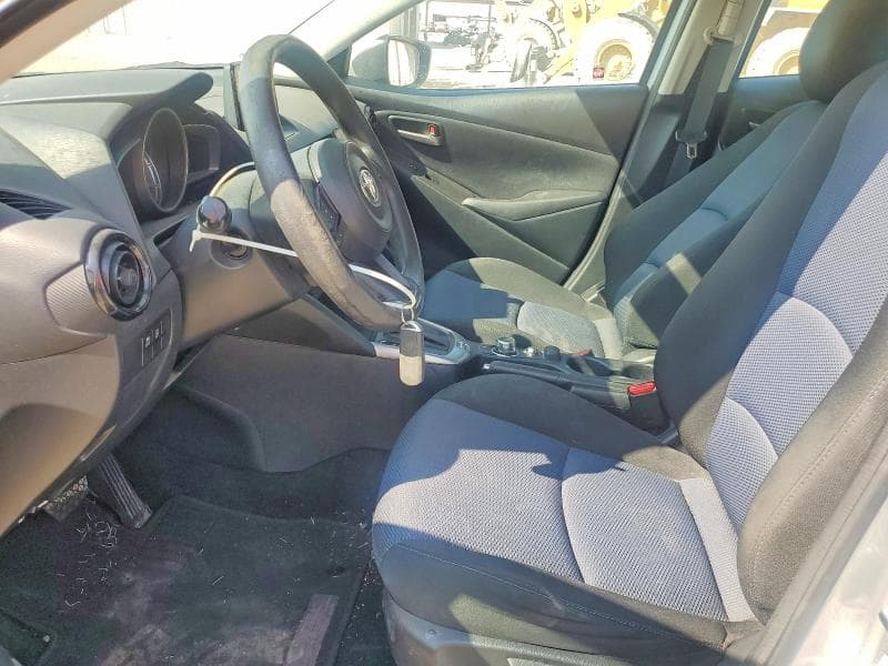 2019 TOYOTA YARIS L 7
