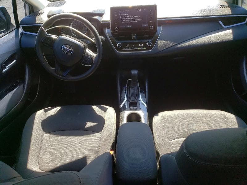 2020 TOYOTA COROLLA LE 8