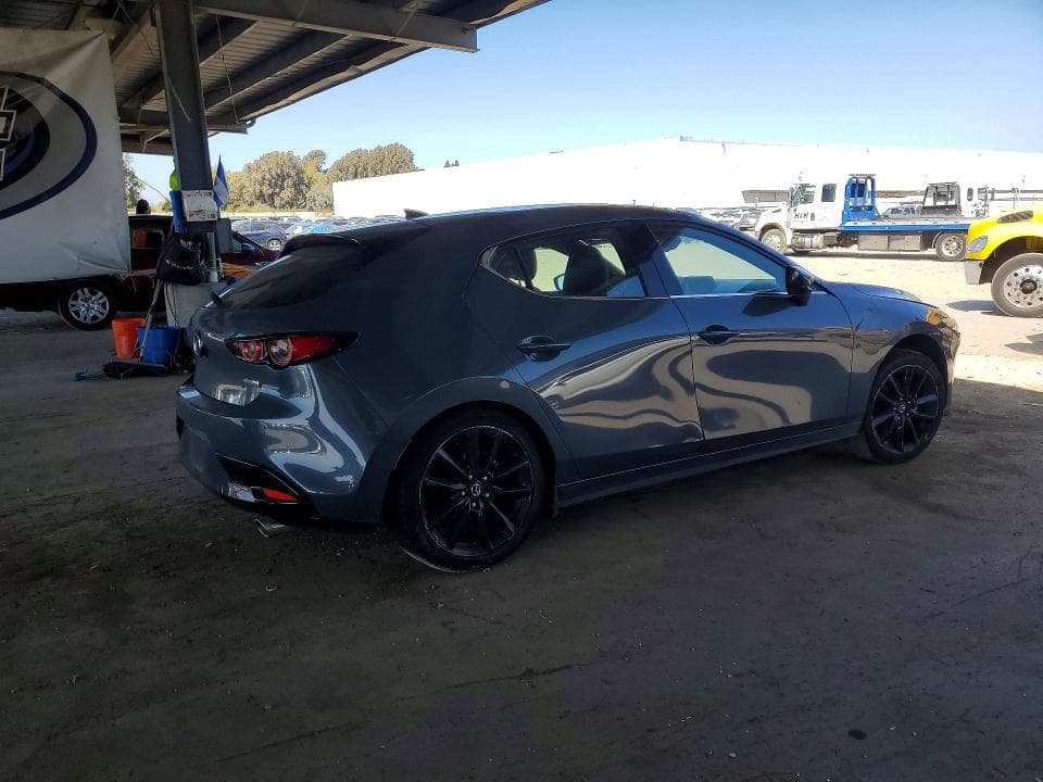 2019 MAZDA 3 PREMIUM 3