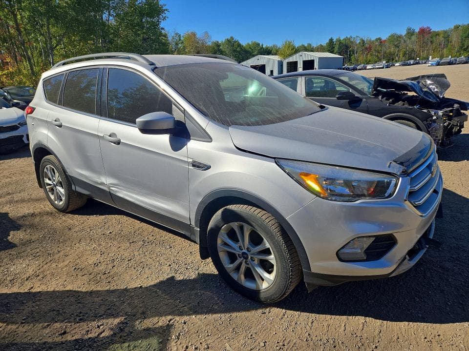2018 FORD ESCAPE SE 4