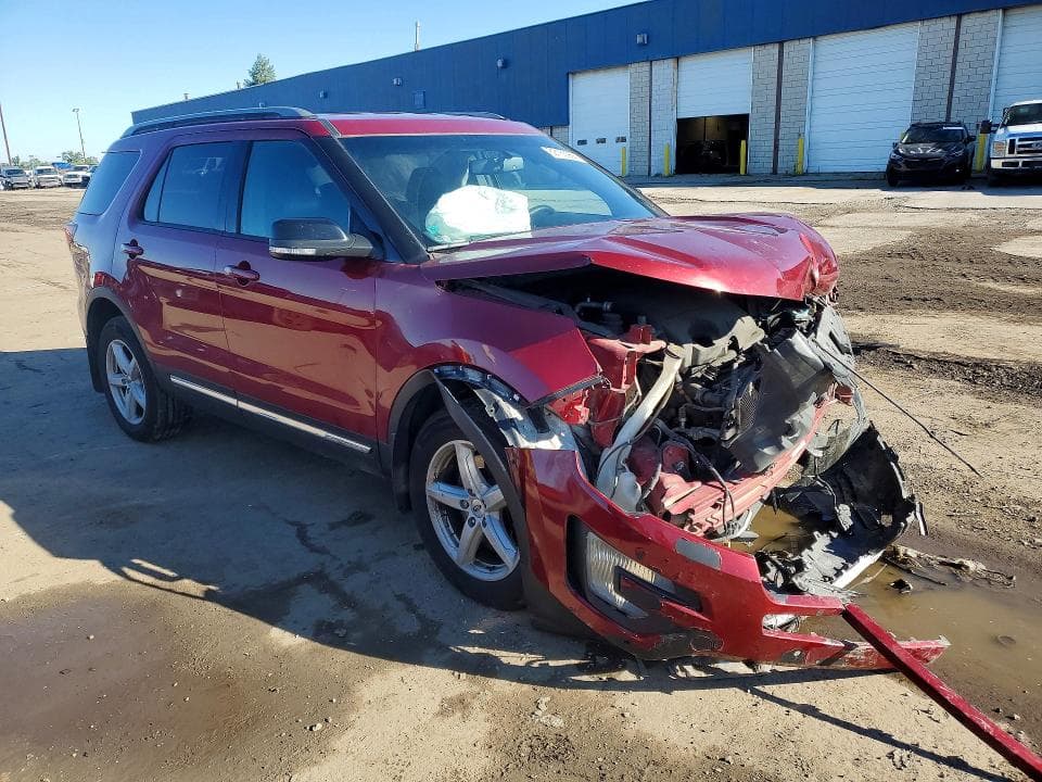 2017 FORD EXPLORER XLT 4