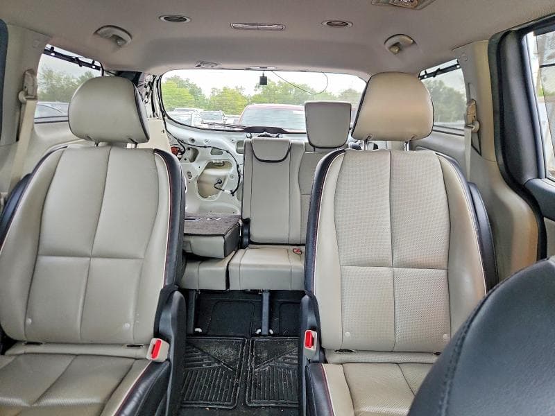 2020 KIA SEDONA EX 10