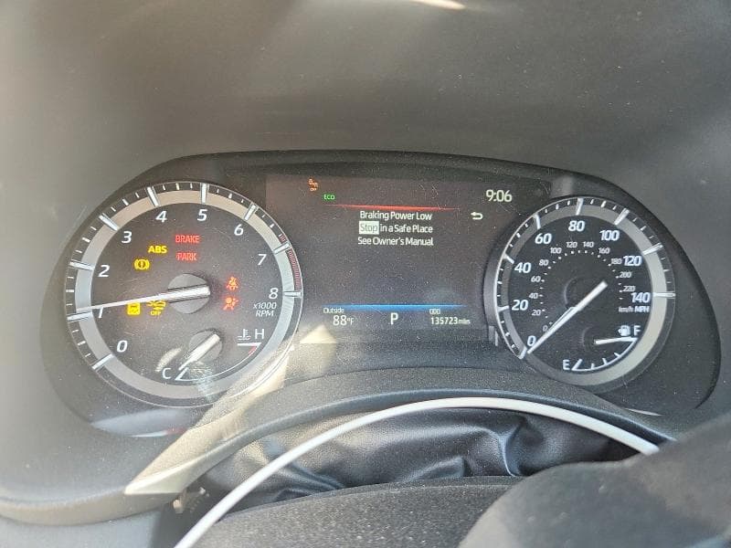 2021 TOYOTA HIGHLANDER XLE 9