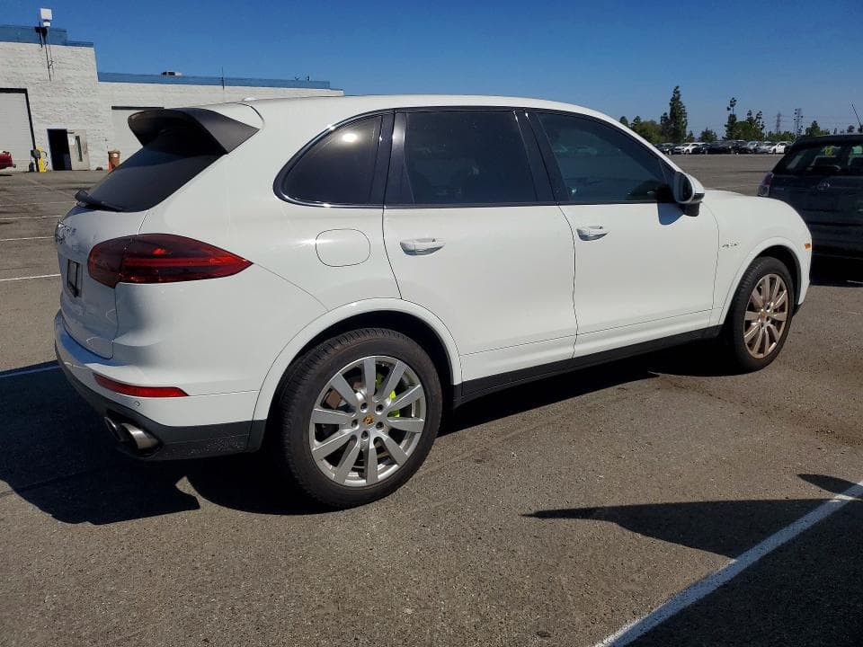 2017 PORSCHE CAYENNE SE HYBRID PLATINUM 3