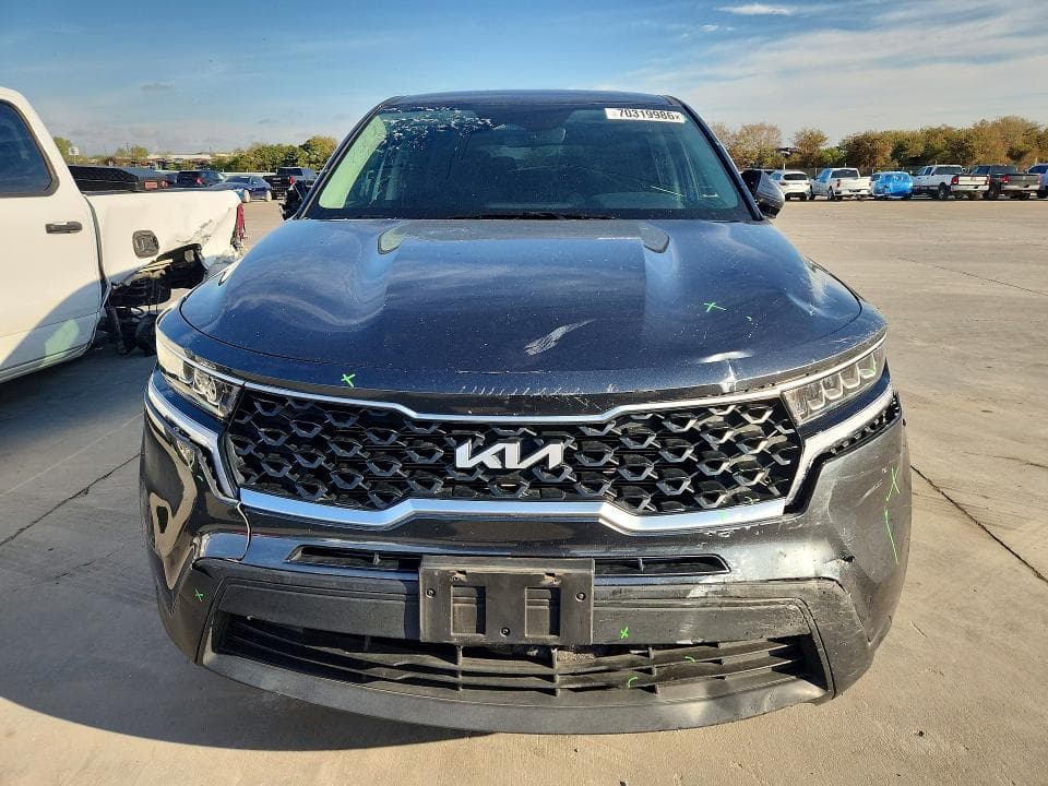 2022 KIA SORENTO LX 5