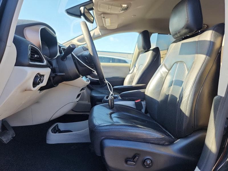 2019 CHRYSLER PACIFICA TOURING L 7