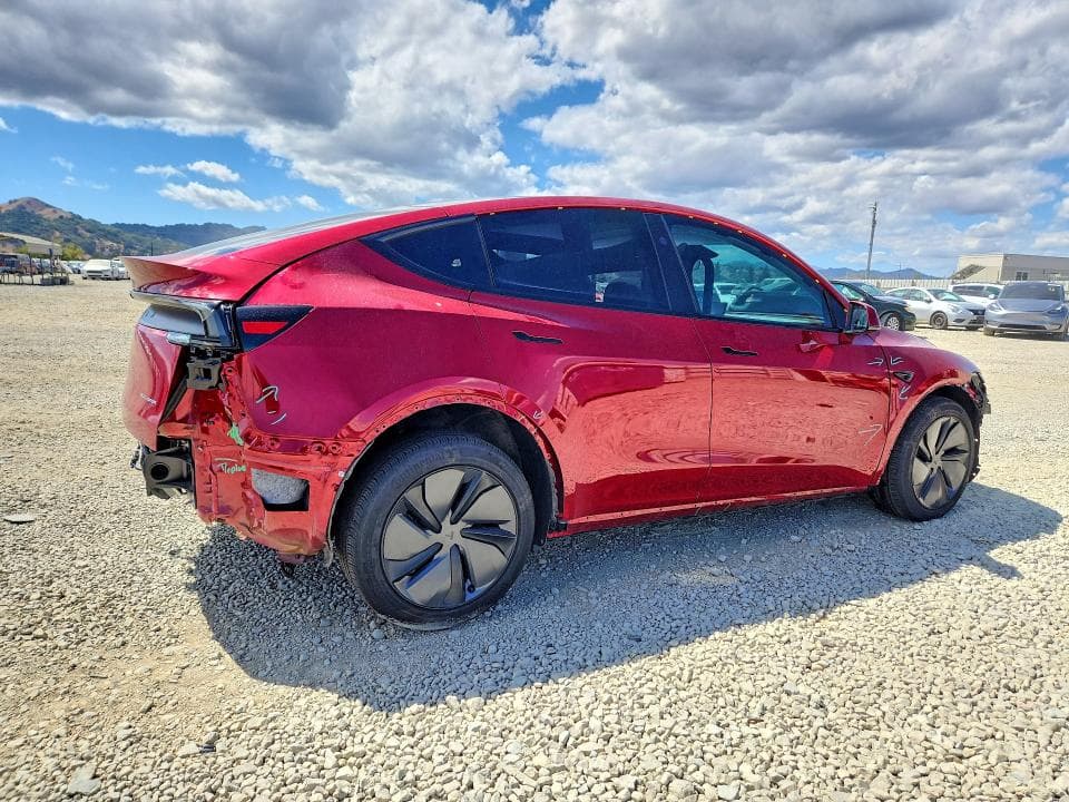 2026 TESLA MODEL Y 3