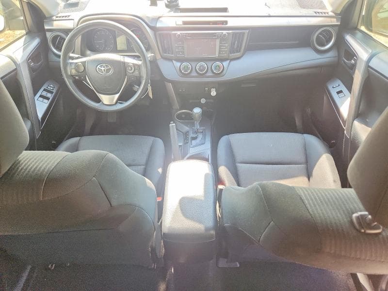 2018 TOYOTA RAV4 LE 8