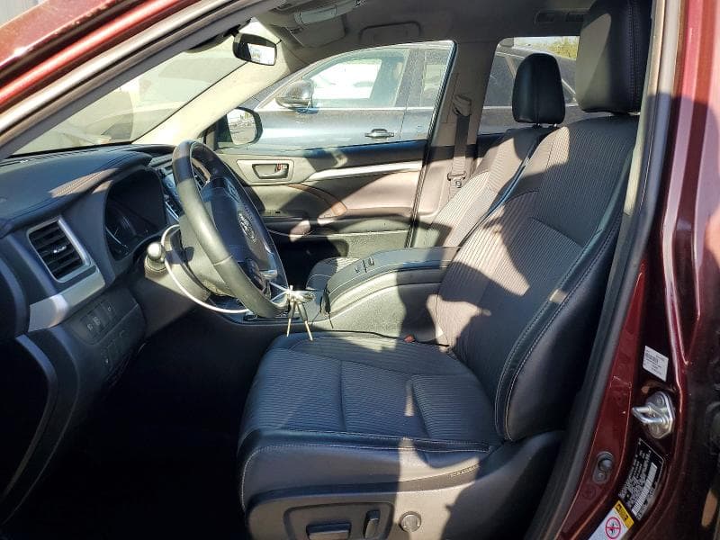 2019 TOYOTA HIGHLANDER LE PLUS 7