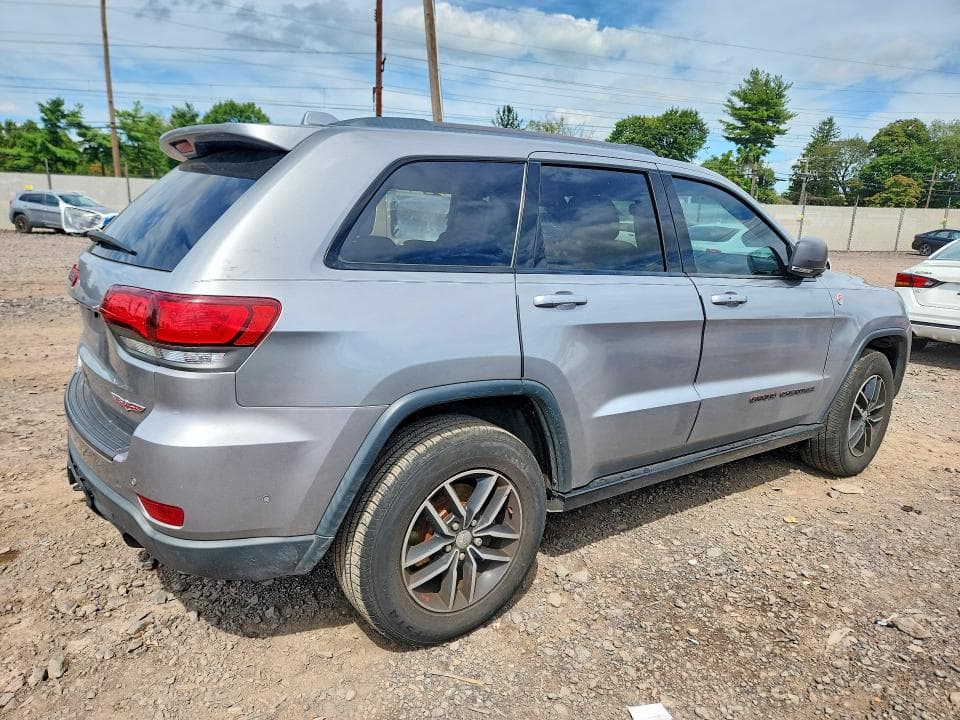 2017 JEEP GRAND CHEROKEE TRAILHAWK 3