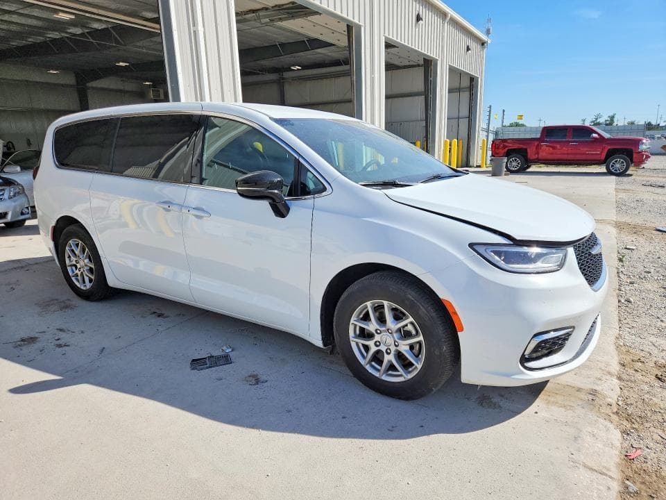 2026 CHRYSLER PACIFICA SELECT 4
