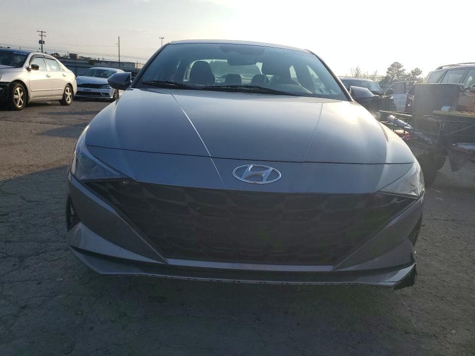 2022 HYUNDAI ELANTRA SEL 5