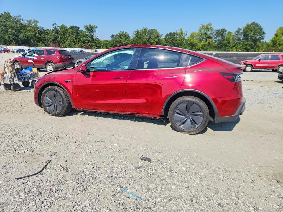2026 TESLA MODEL Y 2