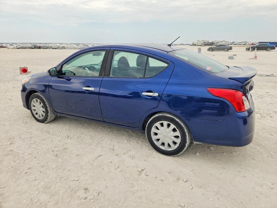 2018 NISSAN VERSA SV 2