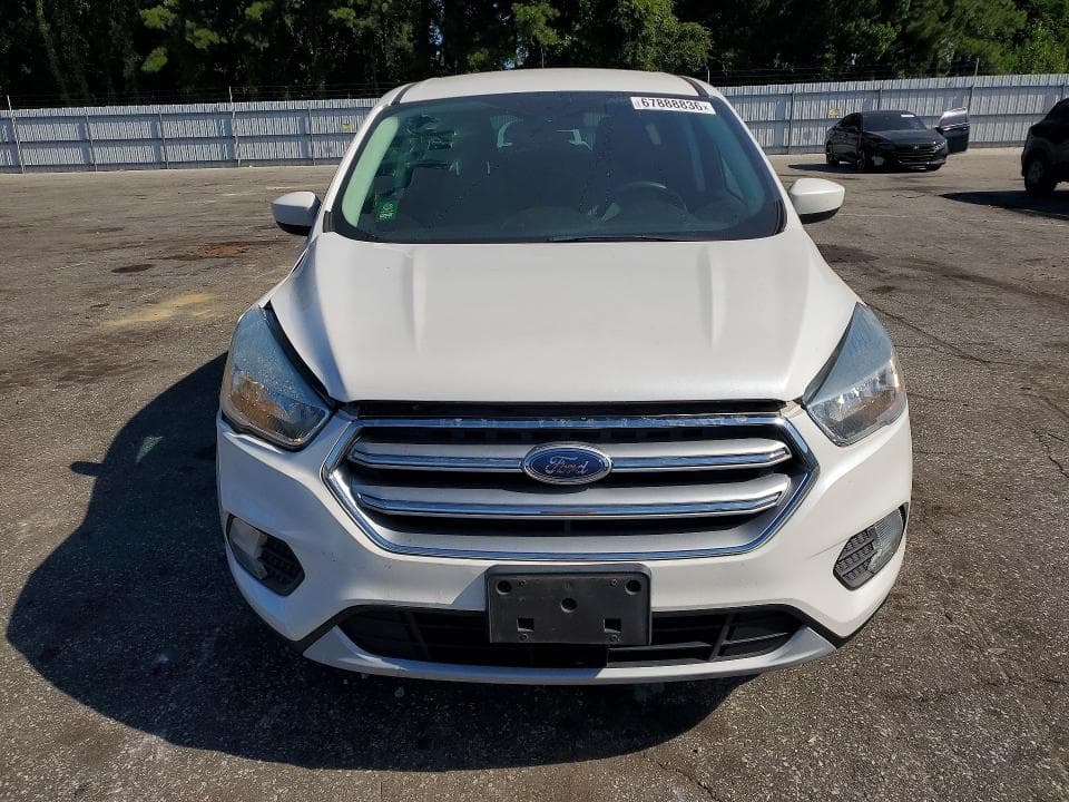 2017 FORD ESCAPE SE 5