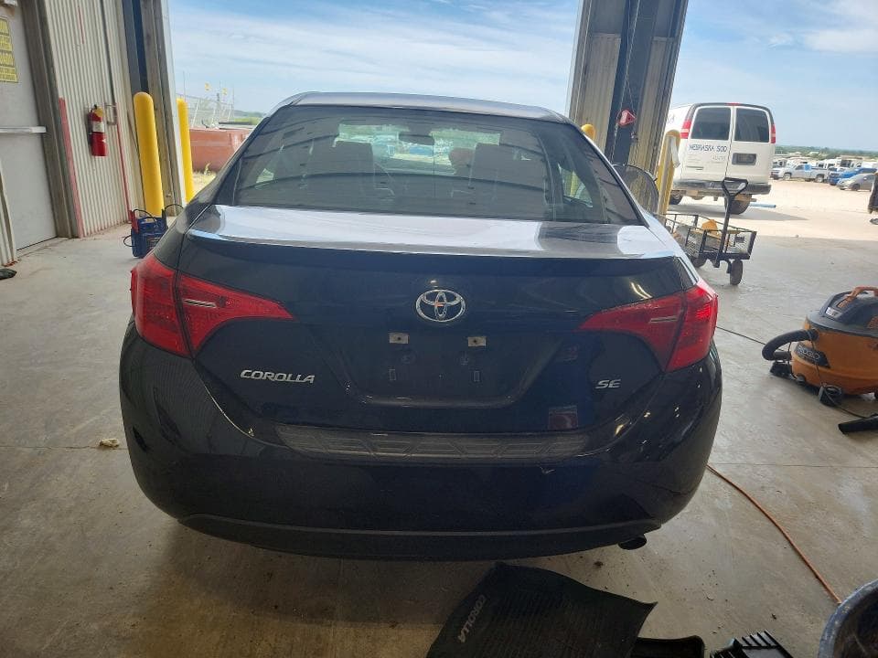 2018 TOYOTA COROLLA SE 6