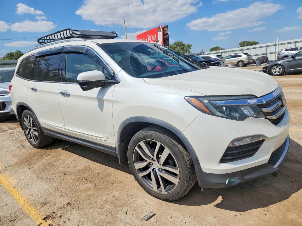 2017 HONDA PILOT TOURING 4