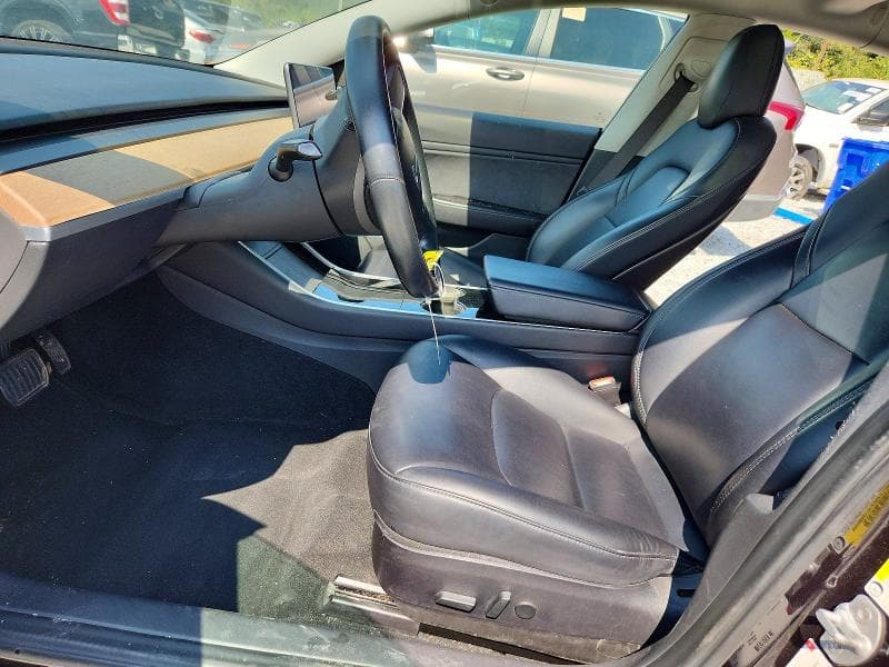 2018 TESLA MODEL 3 7