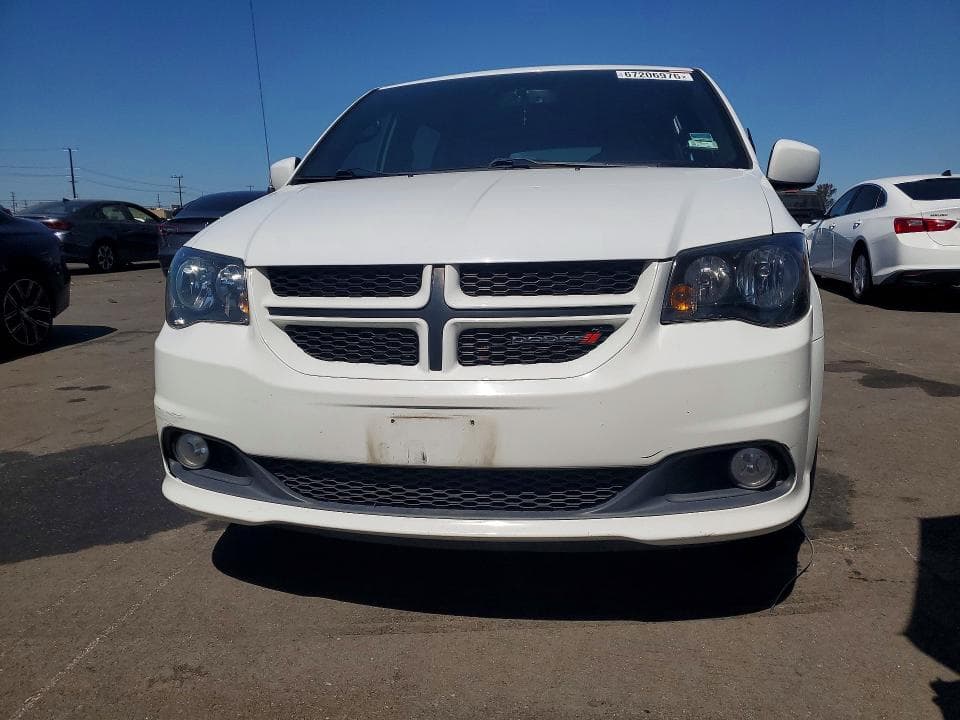 2017 DODGE GRAND CARAVAN GT 5