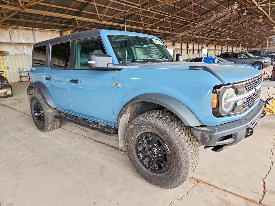 2023 FORD BRONCO BASE 4