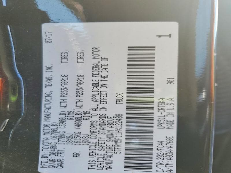 2017 TOYOTA TUNDRA SR5 12