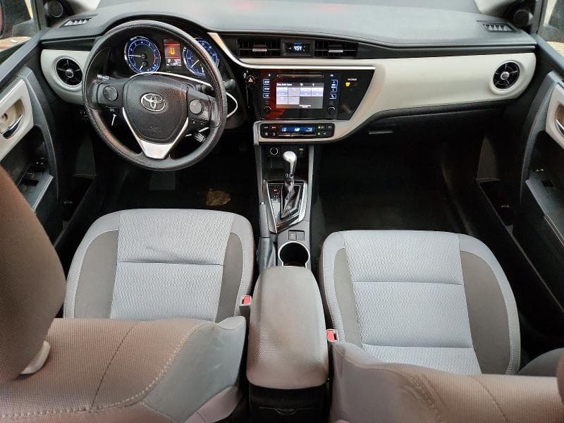 2017 TOYOTA COROLLA LE 8