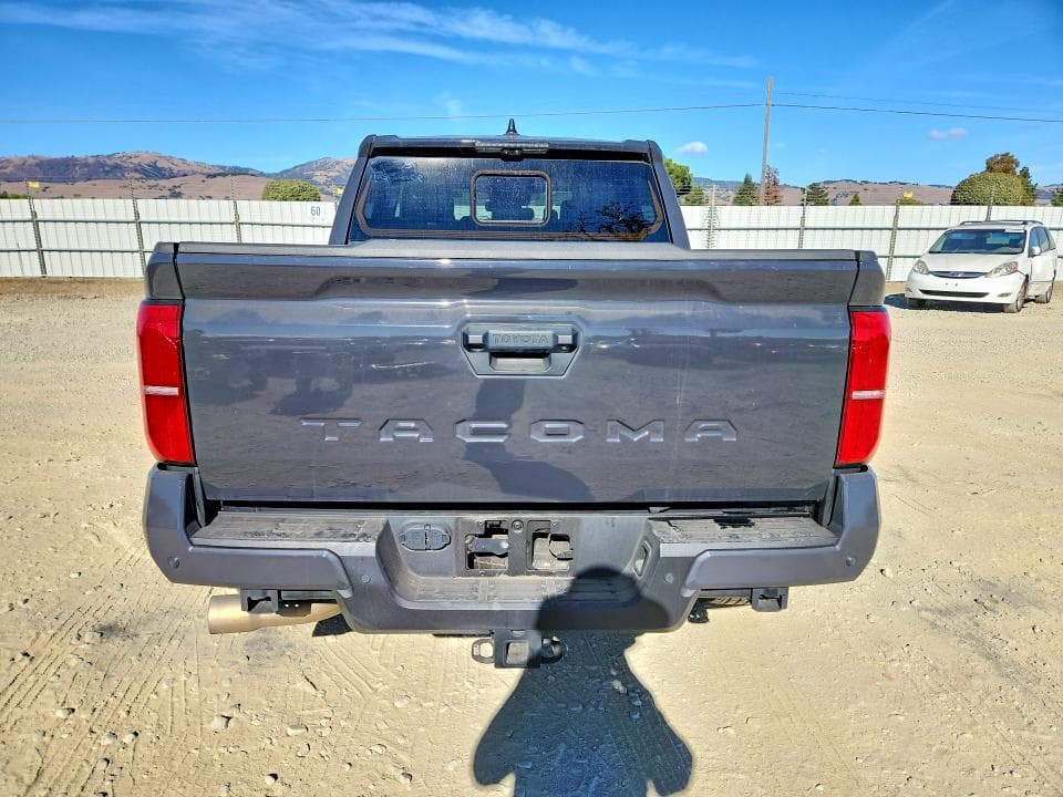 2024 TOYOTA TACOMA TRD SPORT 6