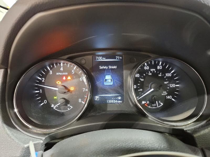 2017 NISSAN ROGUE SL 9