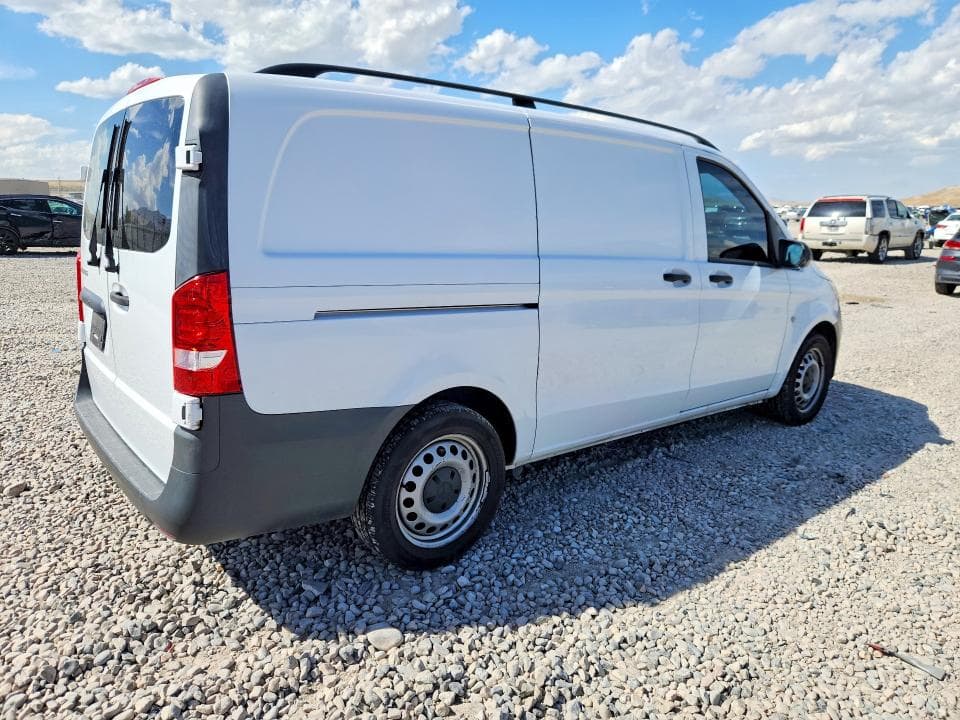 2018 MERCEDES-BENZ METRIS 3