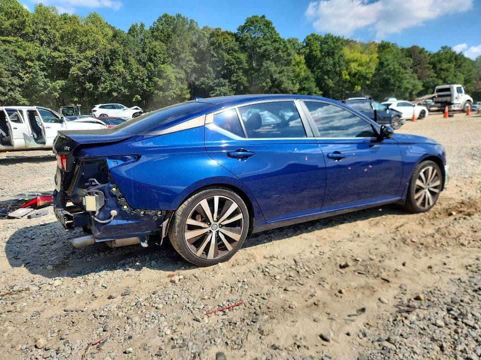 2019 NISSAN ALTIMA SR 3