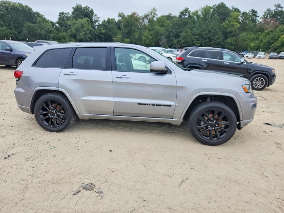 2020 JEEP GRAND CHEROKEE LAREDO 4