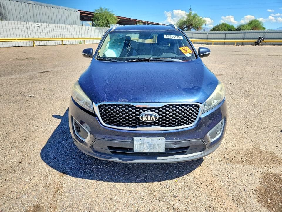 2017 KIA SORENTO LX 5