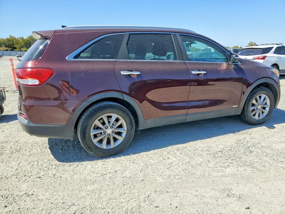 2017 KIA SORENTO LX 3