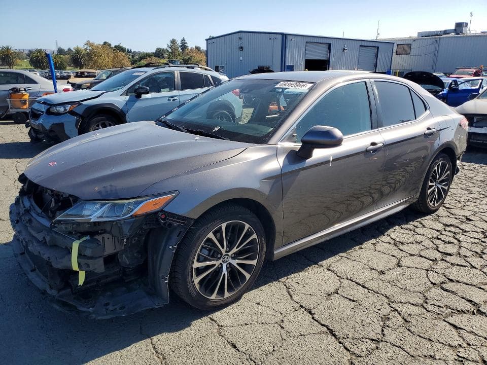 2019 TOYOTA CAMRY SE