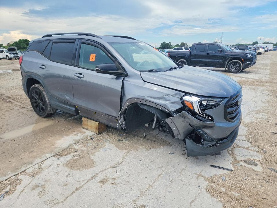 2020 GMC TERRAIN SLE 4