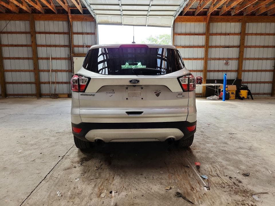2017 FORD ESCAPE SE 6