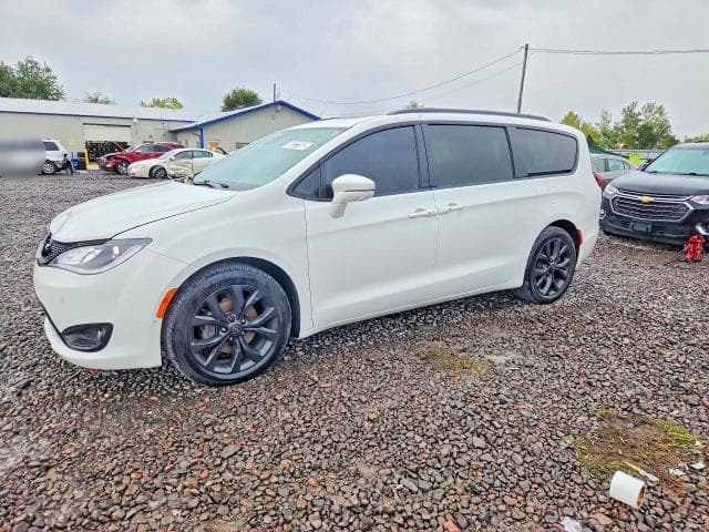 2020 CHRYSLER PACIFICA LIMITED - 1