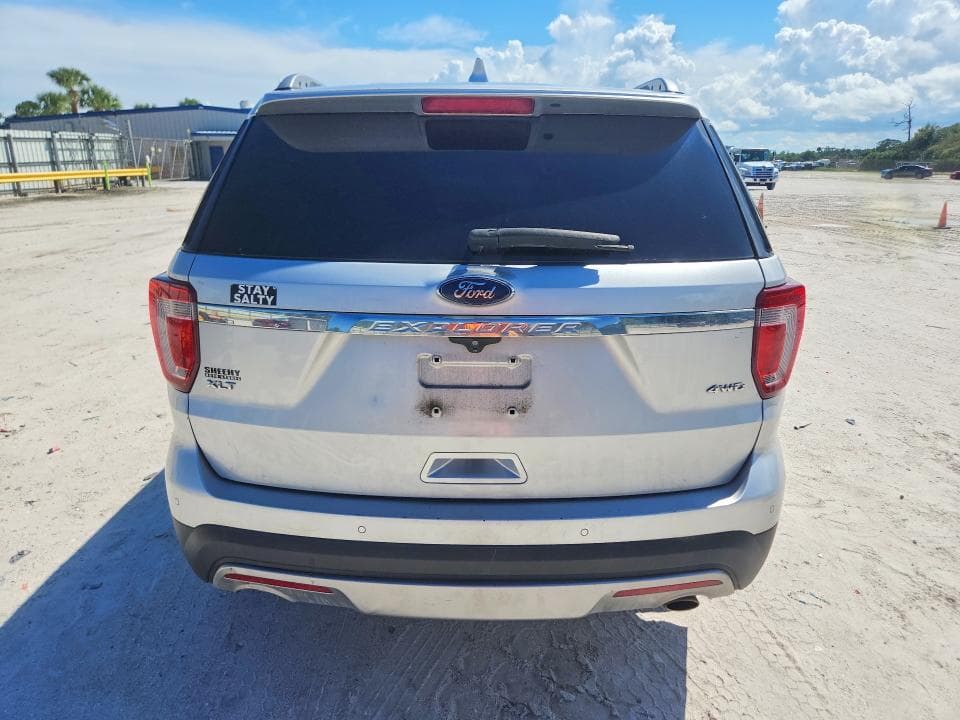 2017 FORD EXPLORER XLT 6