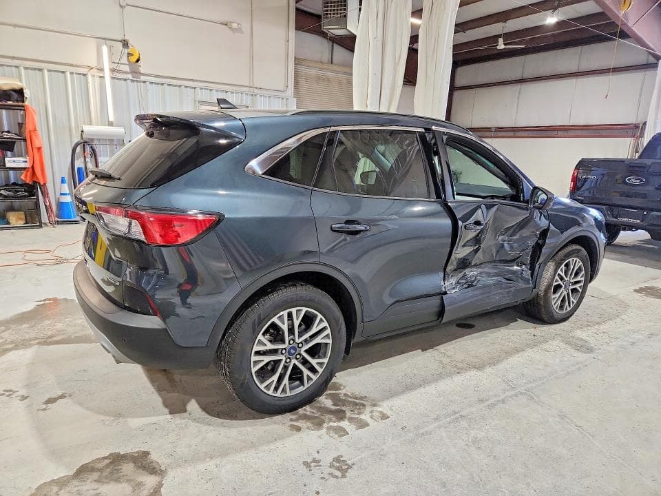 2022 FORD ESCAPE SEL 3
