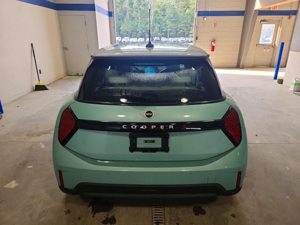 2025 MINI COOPER S 6
