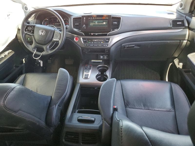 2021 HONDA PILOT SE 8