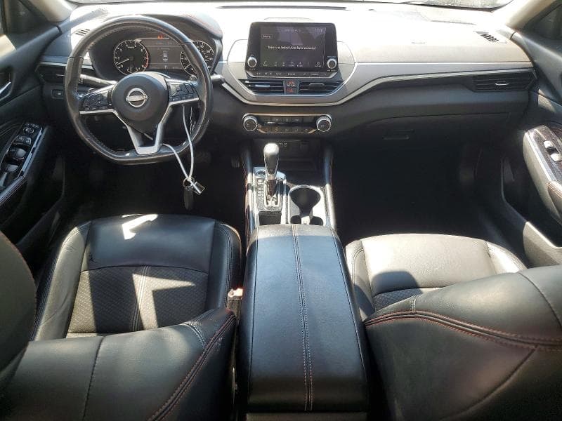 2023 NISSAN ALTIMA SR 8