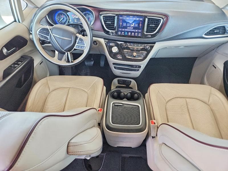 2018 CHRYSLER PACIFICA LIMITED 8