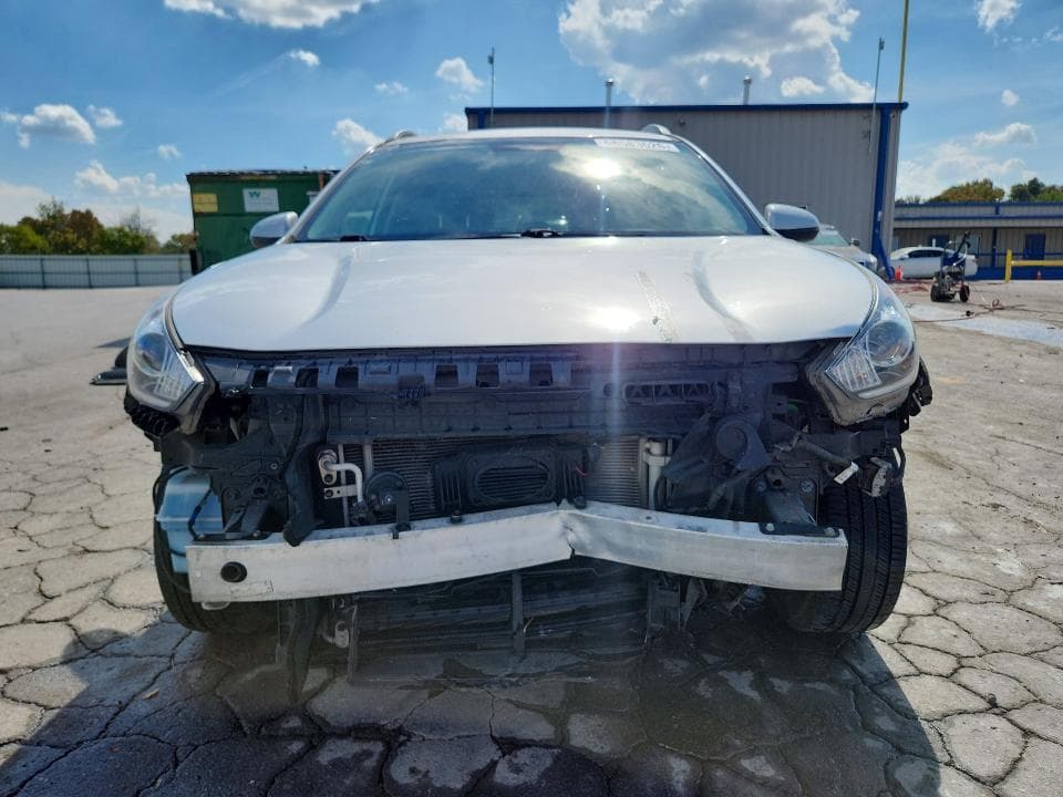 2019 KIA NIRO LX 5