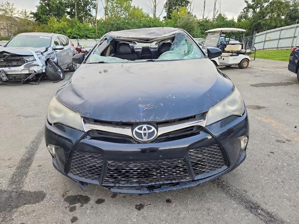 2017 TOYOTA CAMRY SE 5