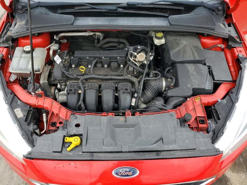 2017 FORD FOCUS SE 11