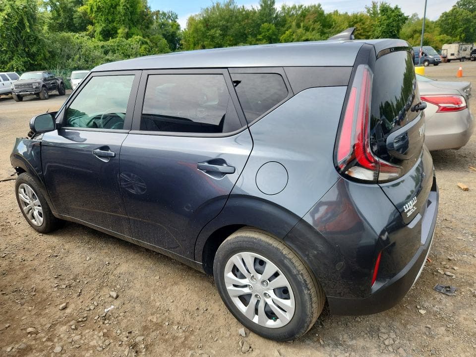 2023 KIA SOUL LX 2