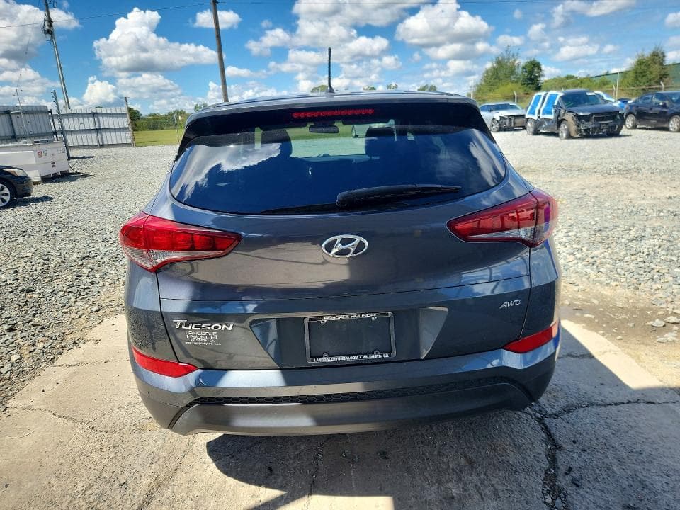 2018 HYUNDAI TUCSON SE 6