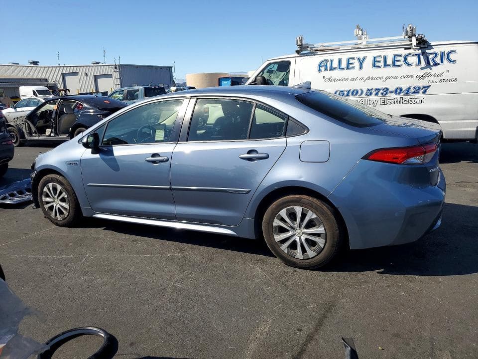 2021 TOYOTA COROLLA LE 2