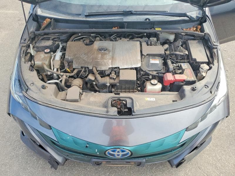 2017 TOYOTA PRIUS PRIME PLUS 11